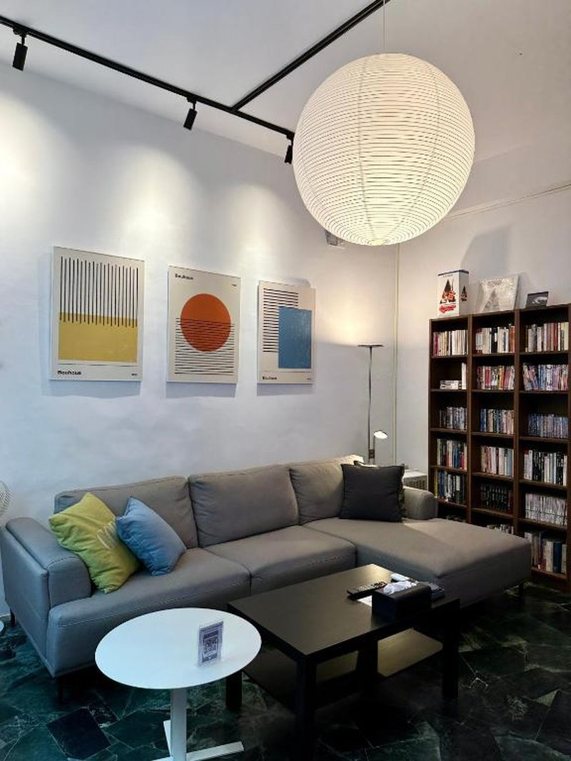 衛民家 wei min home