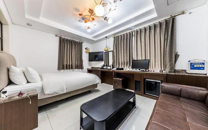 Yeongdeungpo Ciel Tourist Hotel