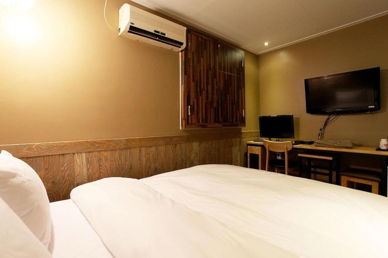 Yeongdeungpogucheong Station SL