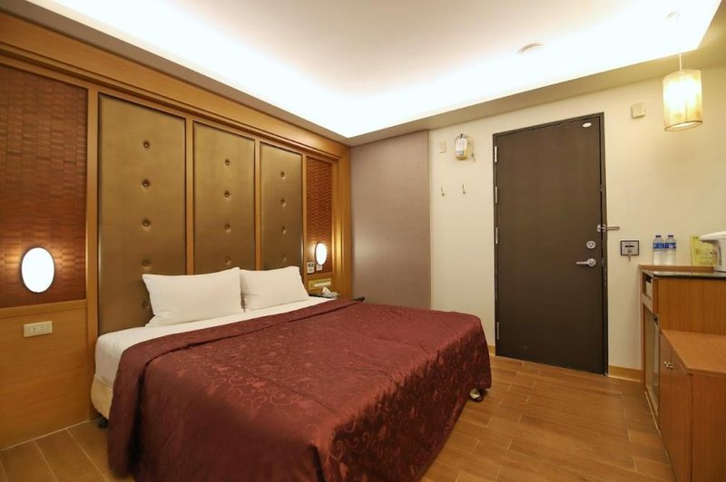 Yosemite Hot Spring Resort