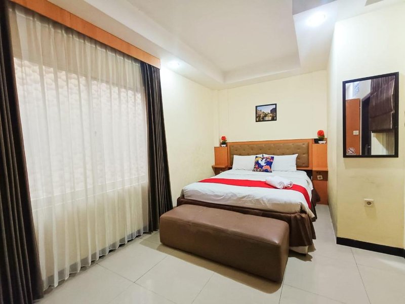 YUTAKA INN Royal Plaza Surabaya