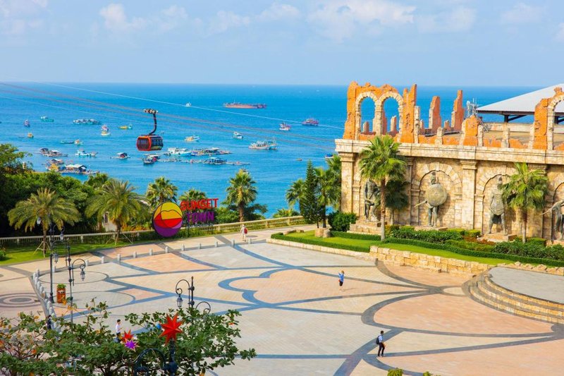 Lotus Home Cafe – Cable Car Station