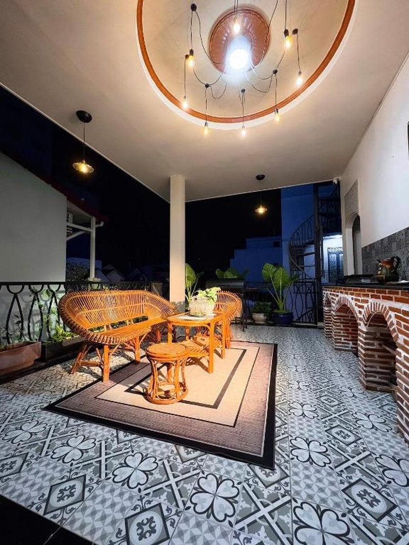 RUSTIC APARTMENT- BeTong Residences