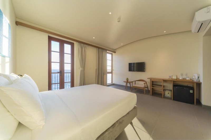 SOLANA Hotel Sunset Town Phu Quoc