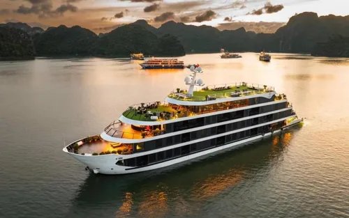 Du thuyền Venus 2 ngày 1 đêm: Vịnh Hạ Long & Vịnh Lan Hạ