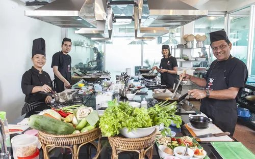 Buổi Học Nấu Món Thái tại Bangkok Thai Cooking Academy