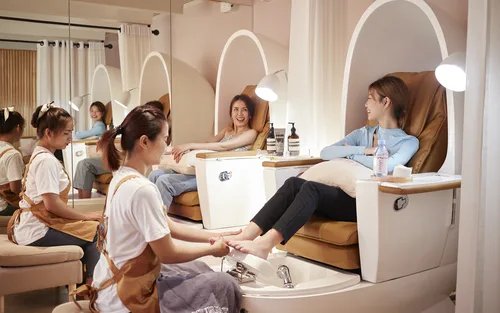 Trải nghiệm tại Saturday Vibes Nail Salon ở Sukhumvit, Bangkok