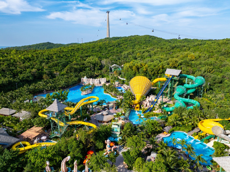 Aquatopia Water Park 1