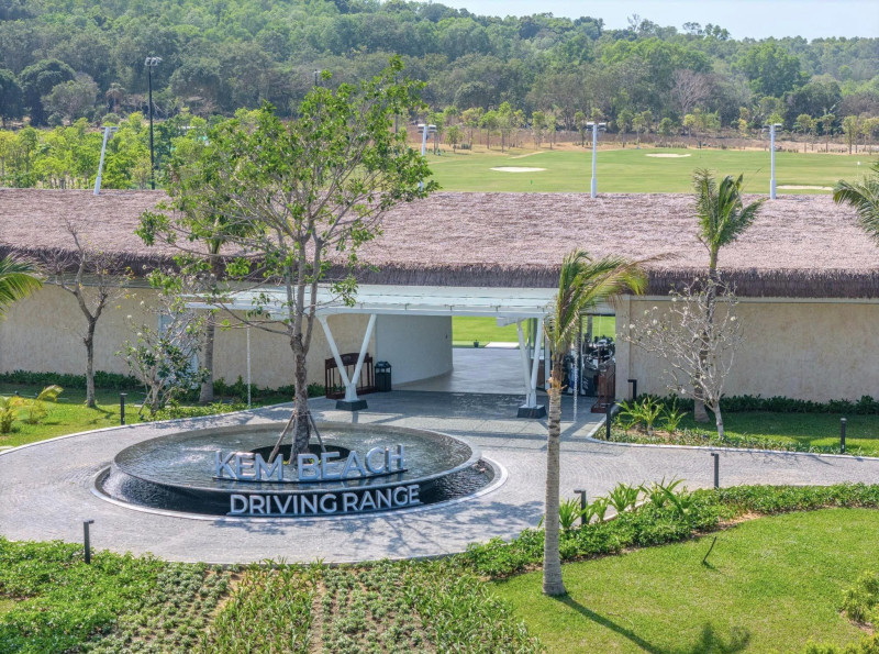 Kem Beach Driving Range