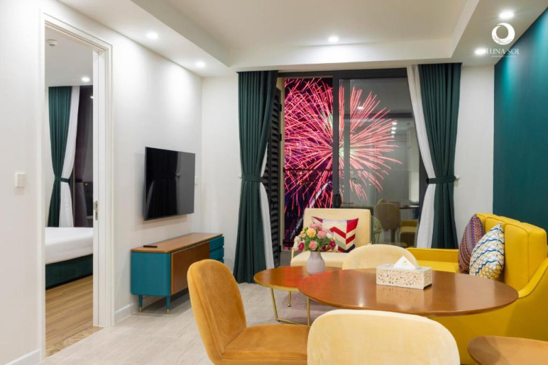 Luna Sol Apartment - Sunset & Firework Signature