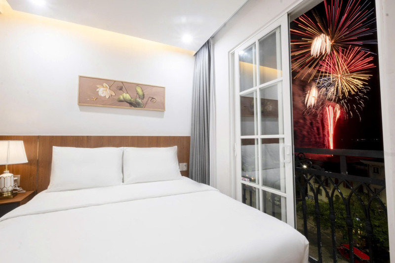 view phao hoa từ khách sạn Great Hotel 1