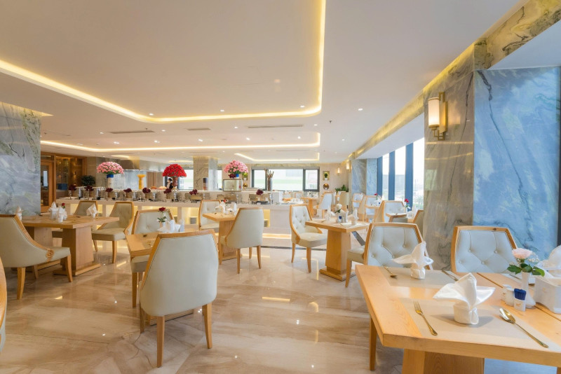 Canary Gold Hotel Quy Nhơn có buffet sang