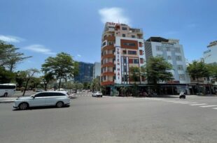 Khách sạn Đông Tây Quy Nhơn