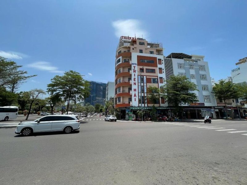 Khách sạn Đông Tây Quy Nhơn