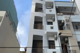 Khách sạn Thiên Các