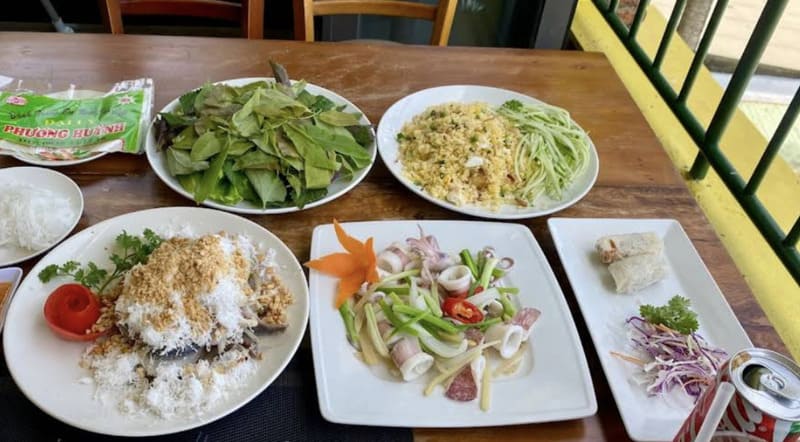 Nhà hàng Xin Chào