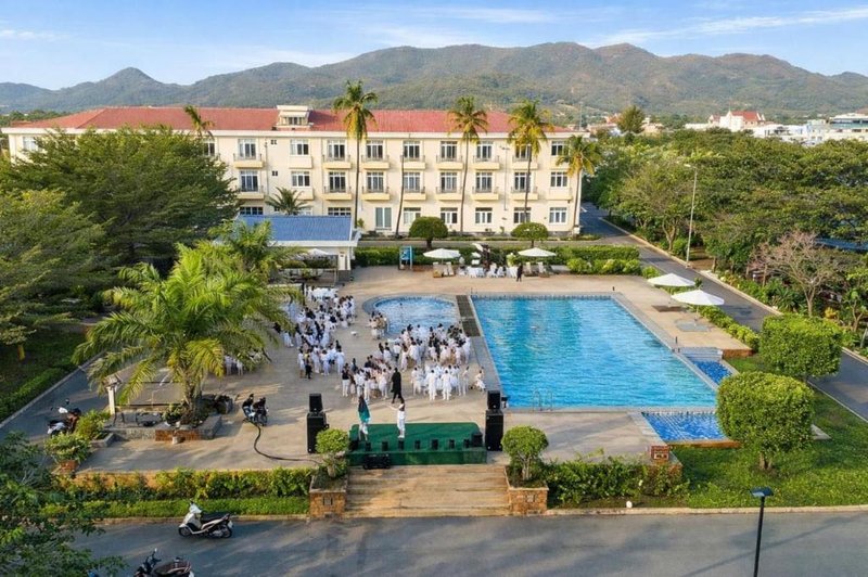 Bason Hotel Long Hai